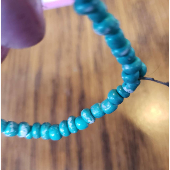 Lot of 5 Womans Vintage Beaded Elastic Friendship Bracelets - Picture 14 of 15